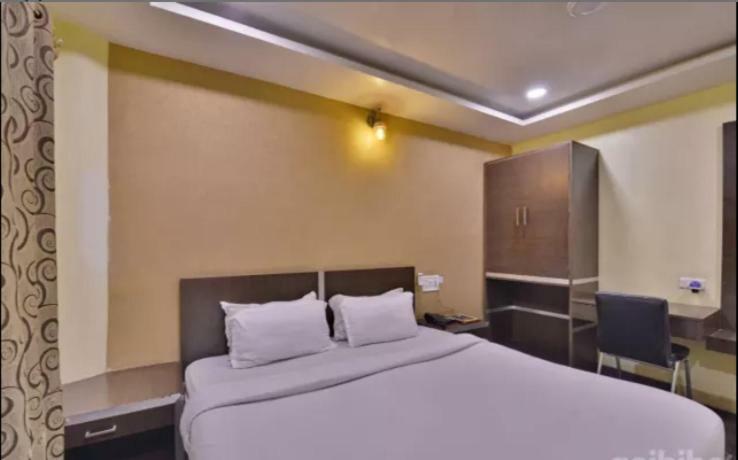 Hotel Puneet International Raipur  Luaran gambar